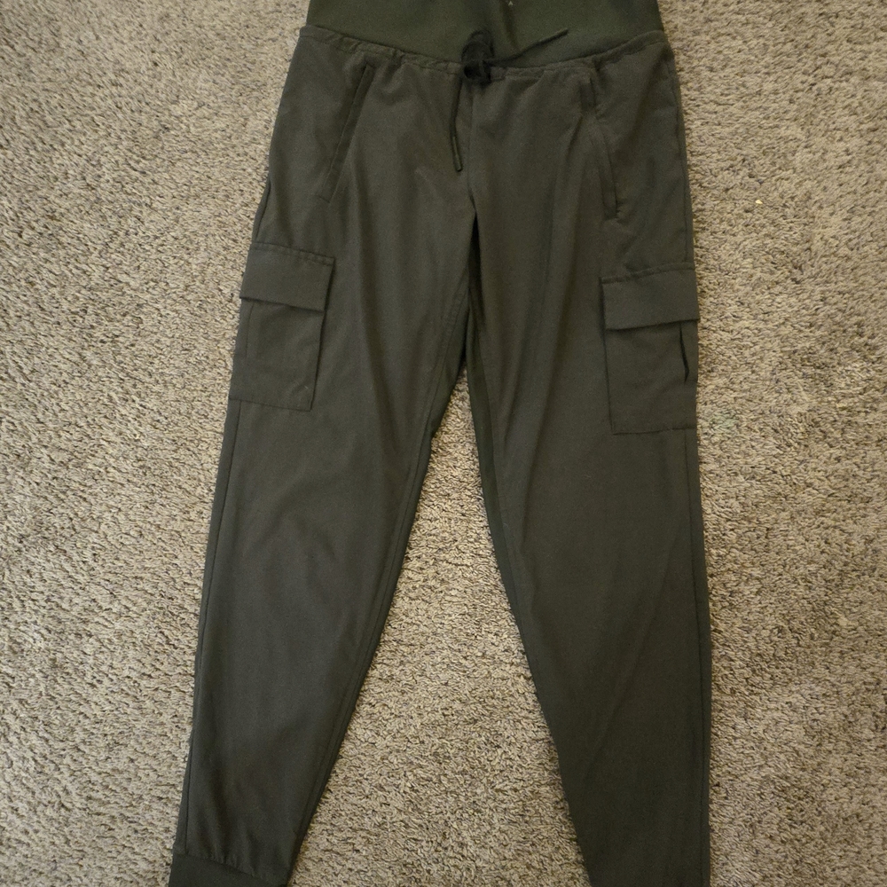 Athleta Women's Sutton Jogger In Arbor Olive- Size 4 - Picture 9 of 11